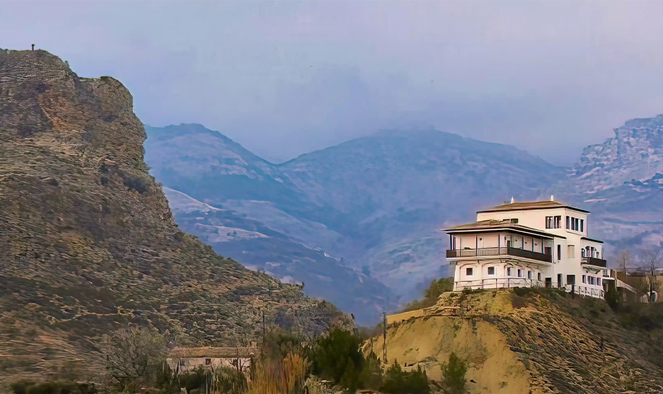 Centro de Recepción e Interpretación de la Naturaleza del Parque Natural de la  Sierra de Castril.